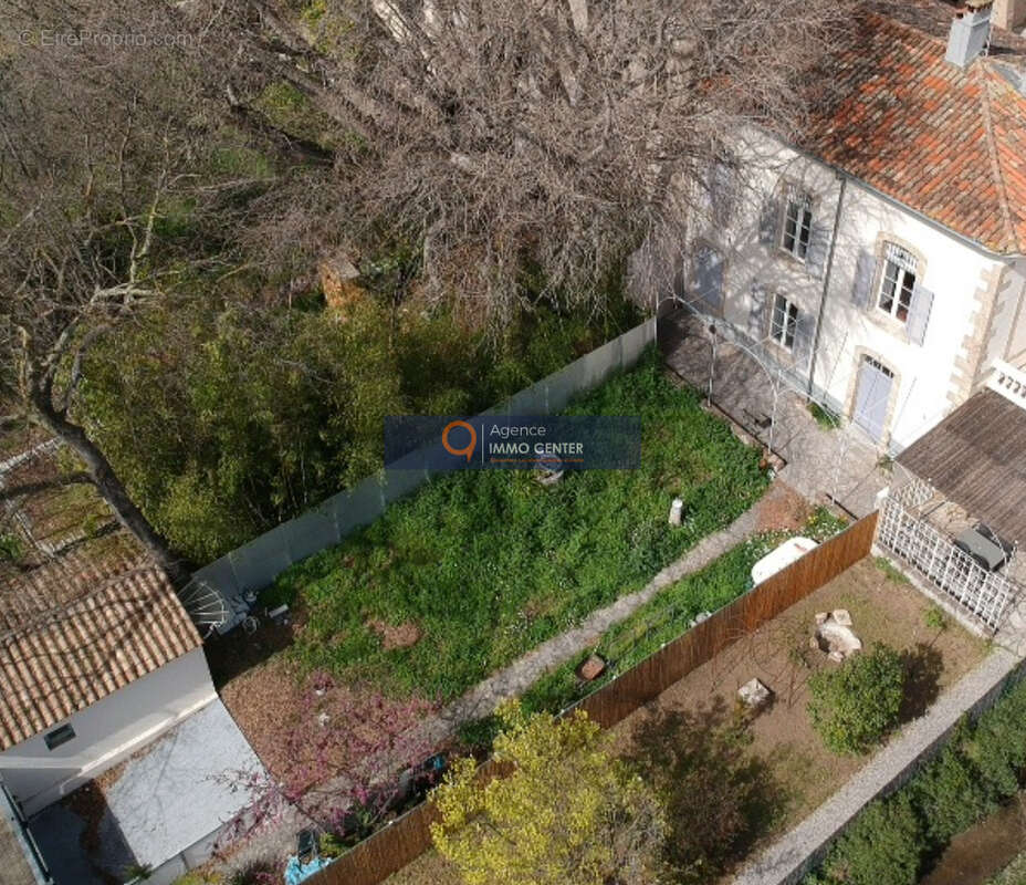 Maison à LE LUC
