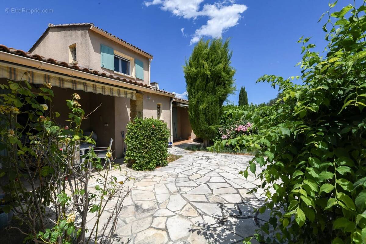 Maison à UZES