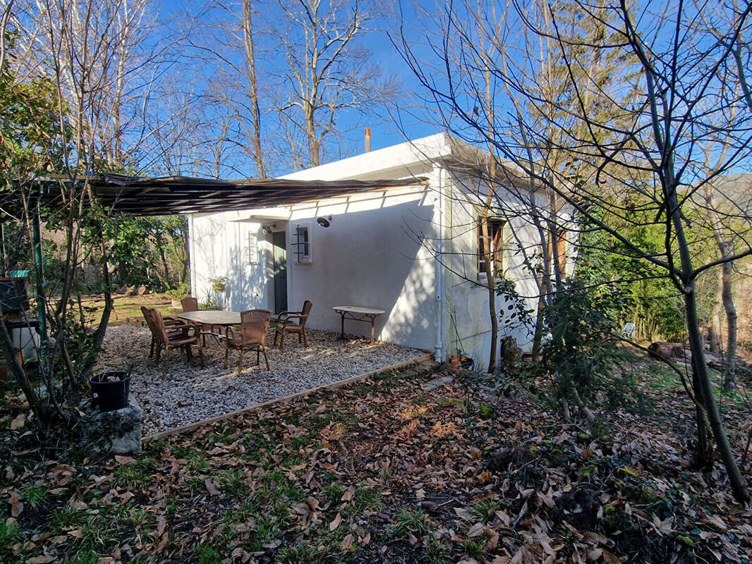 Maison à MOLIERES-SUR-CEZE