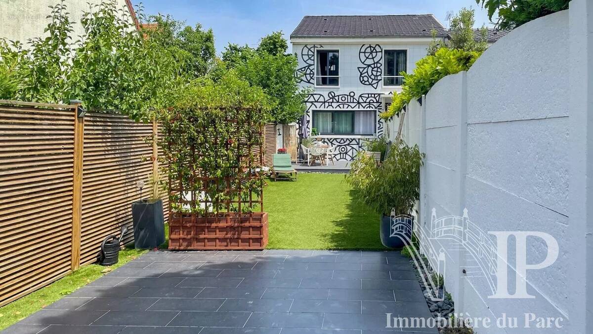 Maison à CROISSY-SUR-SEINE