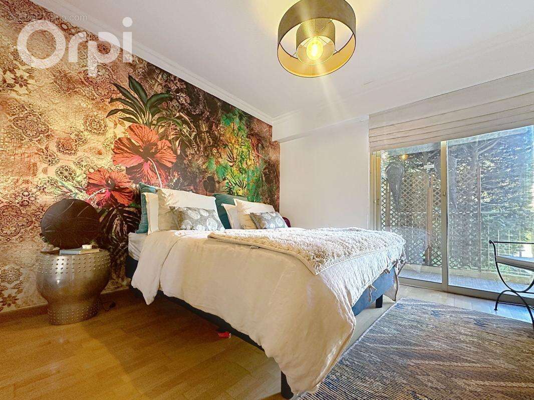Appartement à VENCE