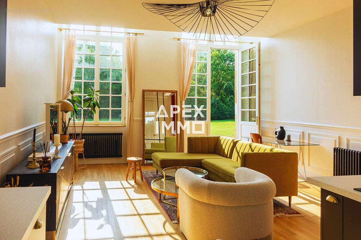 Appartement à CHECY