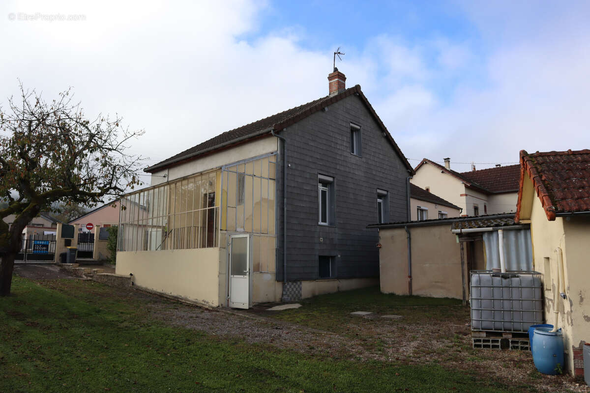 Maison à AUTUN