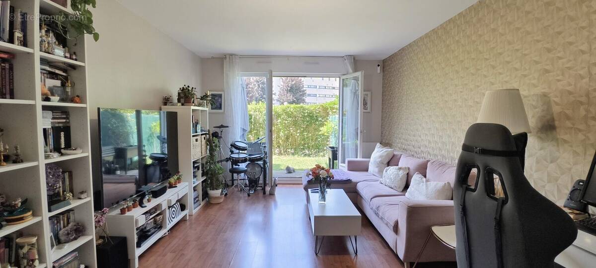 Appartement à LOGNES