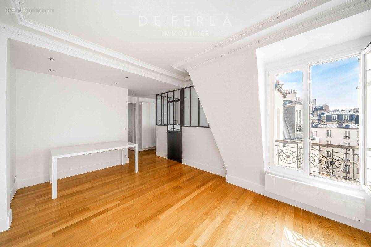 Appartement à PARIS-15E