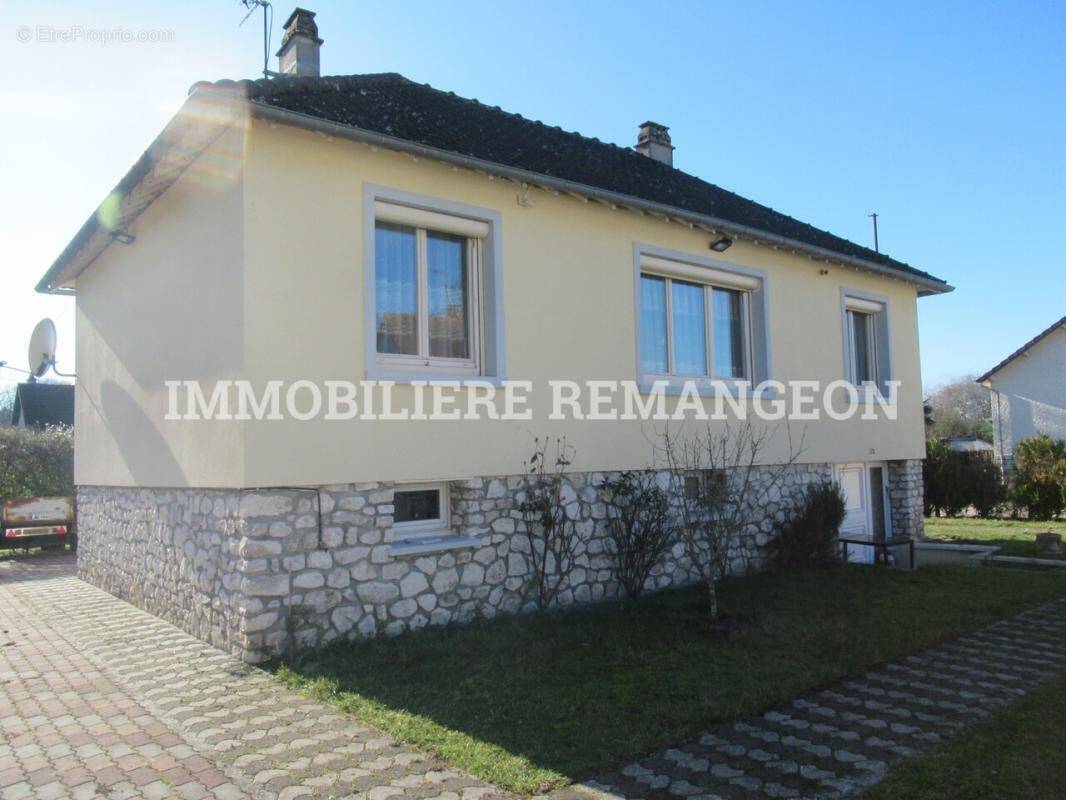 Maison à NOUAN-LE-FUZELIER
