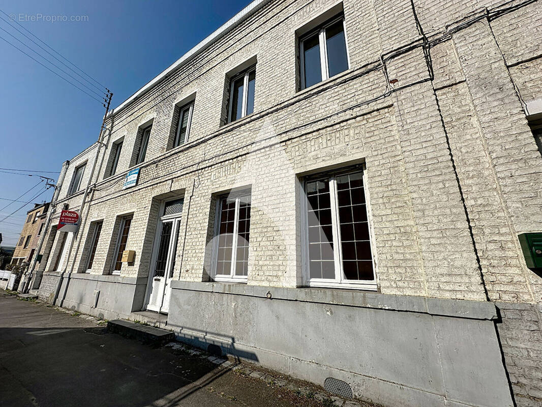 Appartement à RAISMES