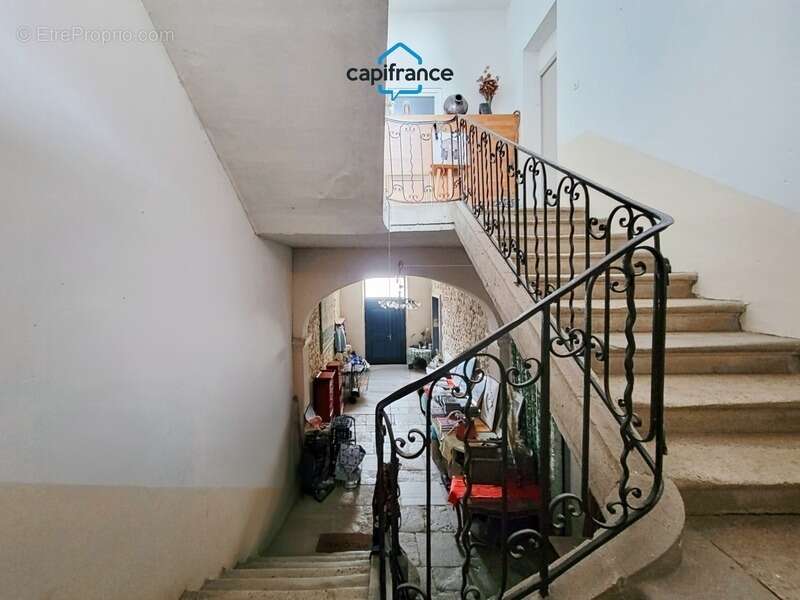 Maison à ROUJAN