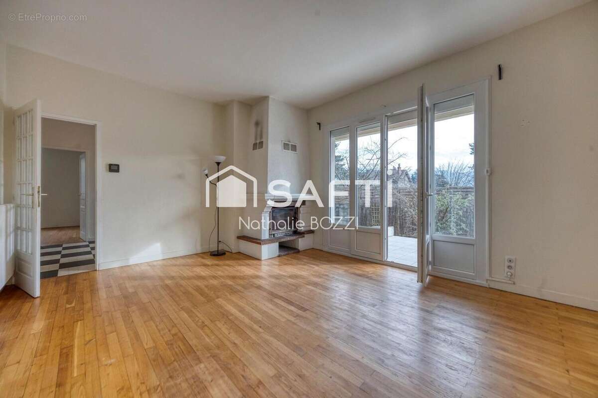 Photo 4 - Maison à LA TRONCHE
