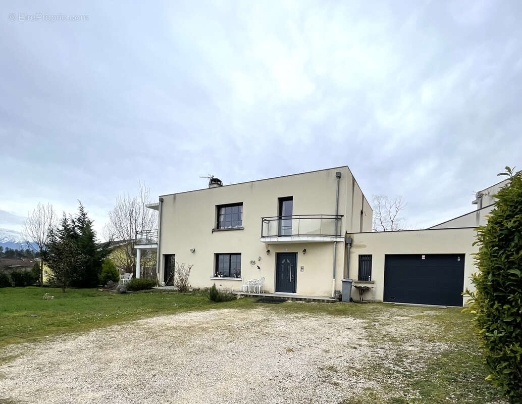 Maison à CLAIX