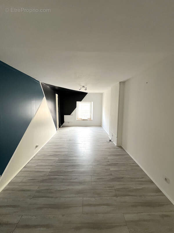 Appartement à PRIVAS