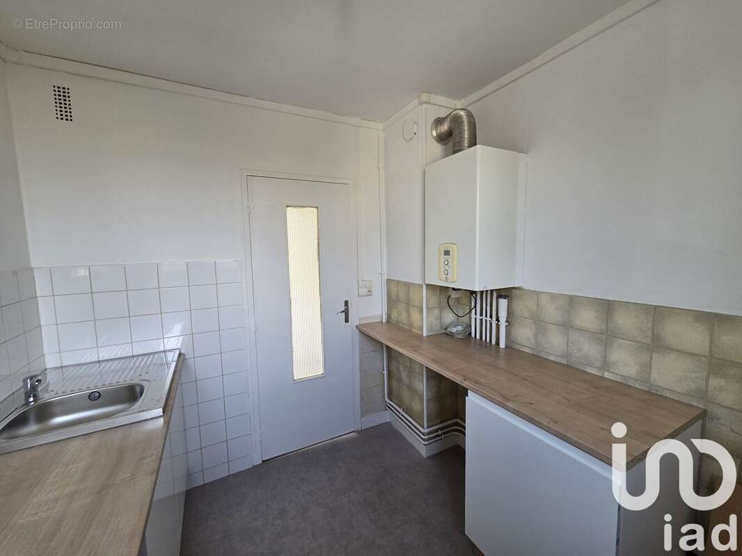 Photo 4 - Appartement à LA CHAPELLE-SAINT-LUC