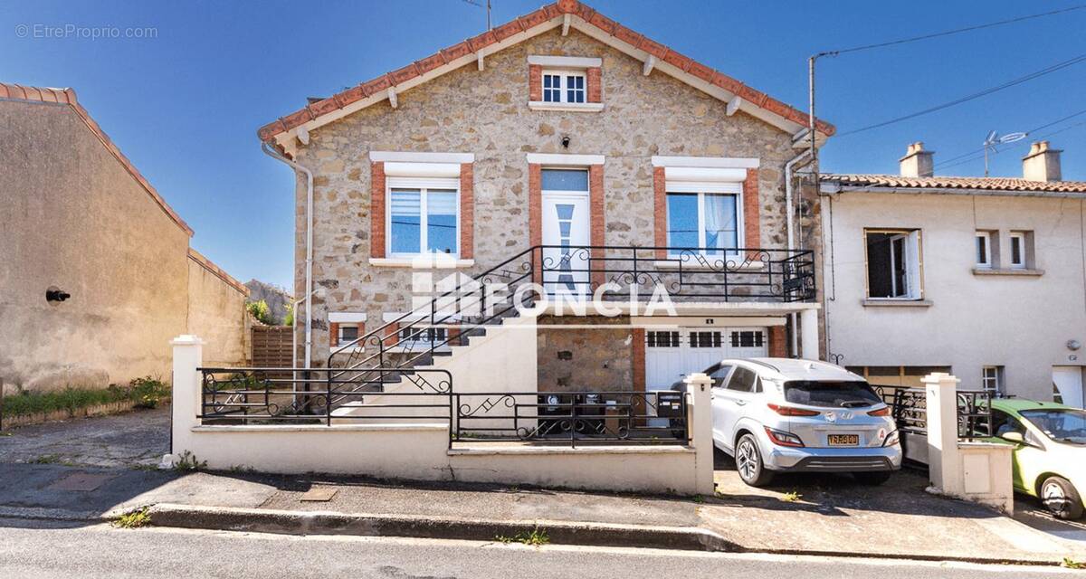 Maison à BLAYE-LES-MINES