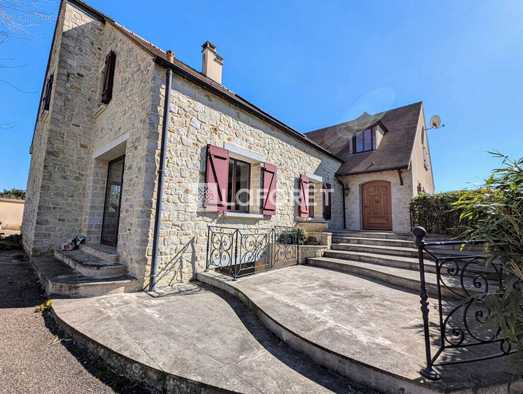 Maison à BARBIZON