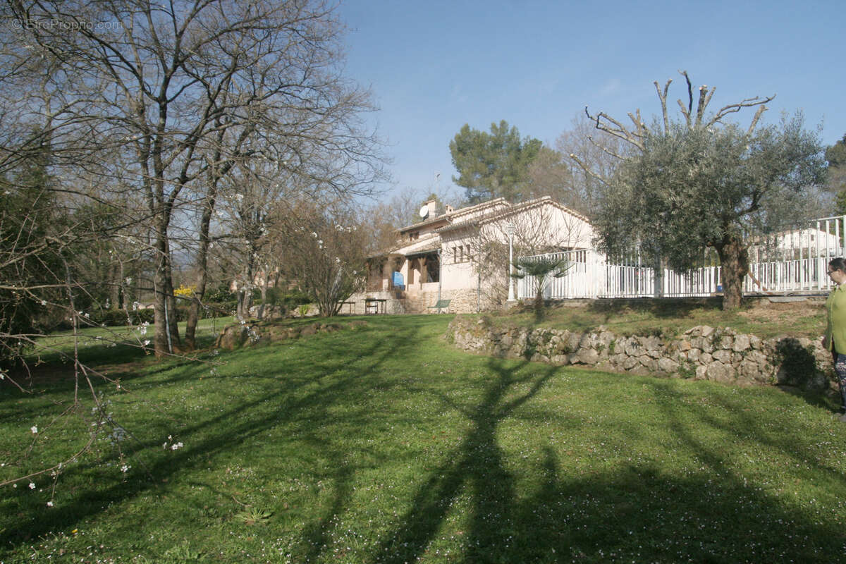 Maison à CALLIAN
