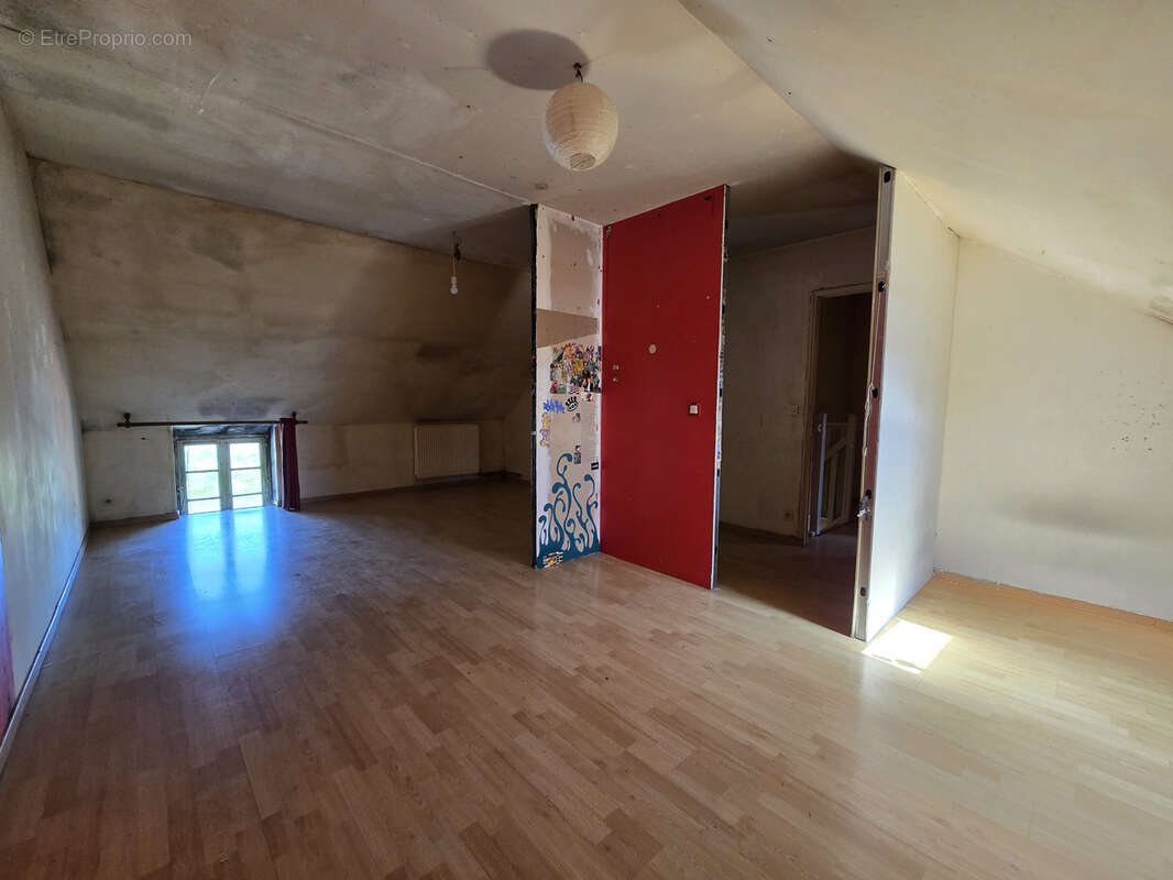 Maison à BETON-BAZOCHES