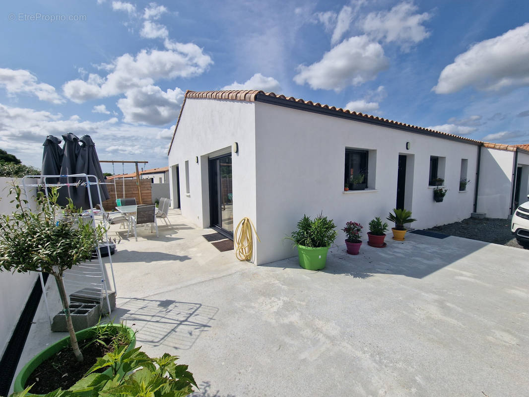 Maison à BOIS-DE-CENE