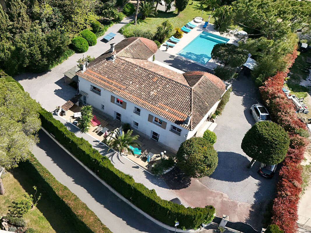 Maison à MOUGINS