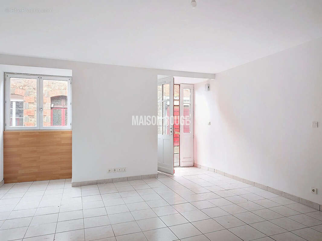 Appartement à BECHEREL