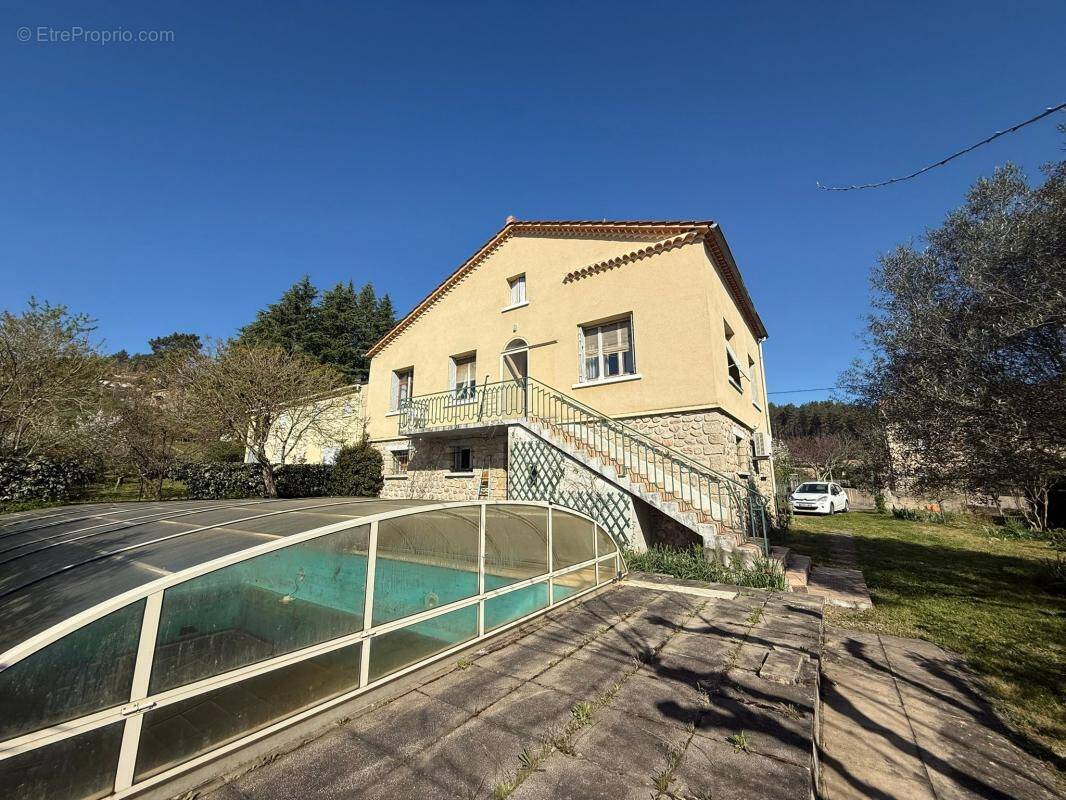 Maison à JOYEUSE