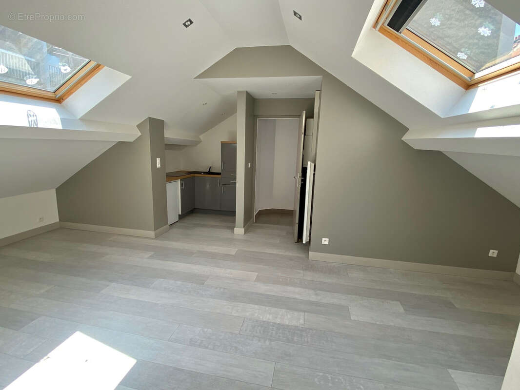 Appartement à AIX-LES-BAINS