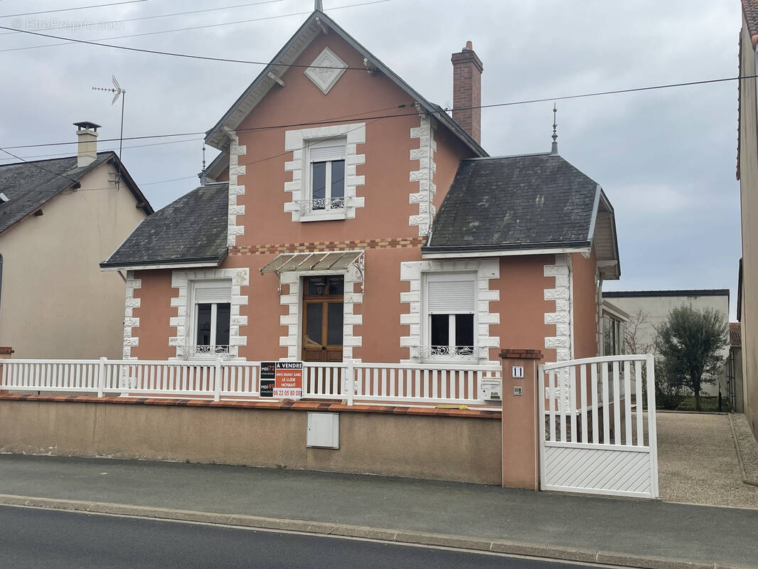Maison à LE LUDE