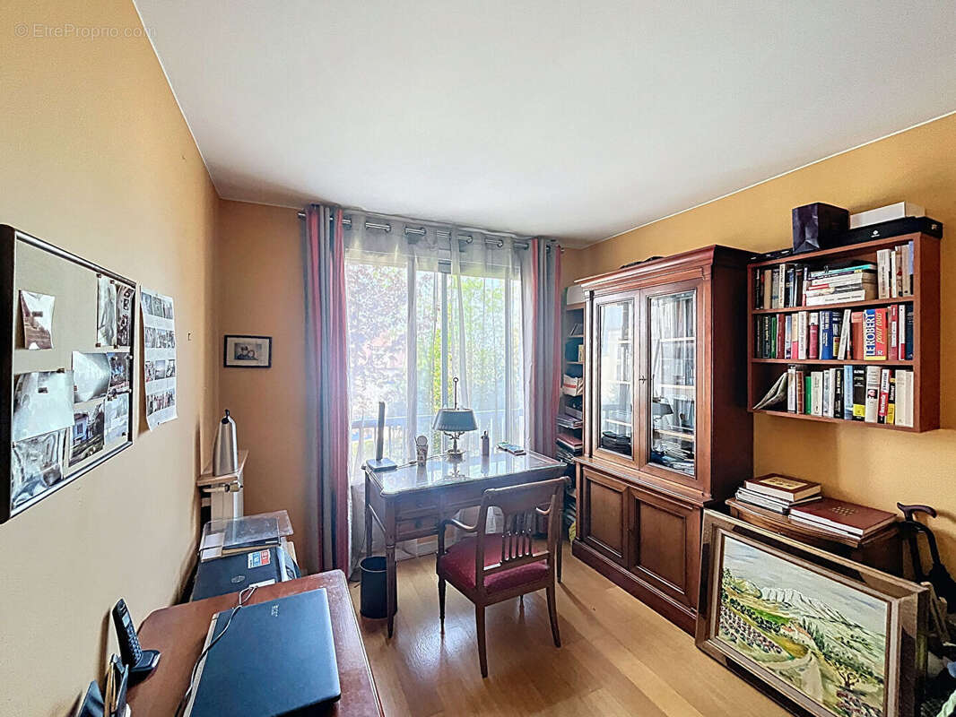 Appartement à FONTENAY-AUX-ROSES
