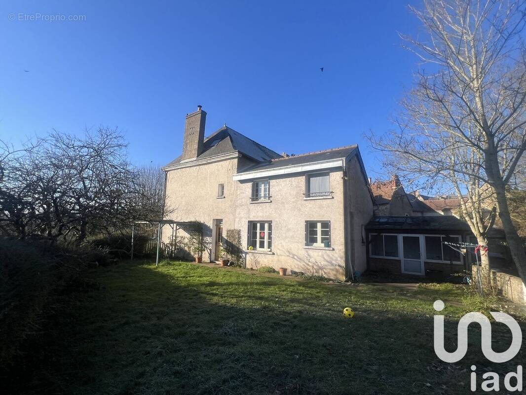 Photo 1 - Maison à SAINT-CHRISTOPHE-SUR-LE-NAIS
