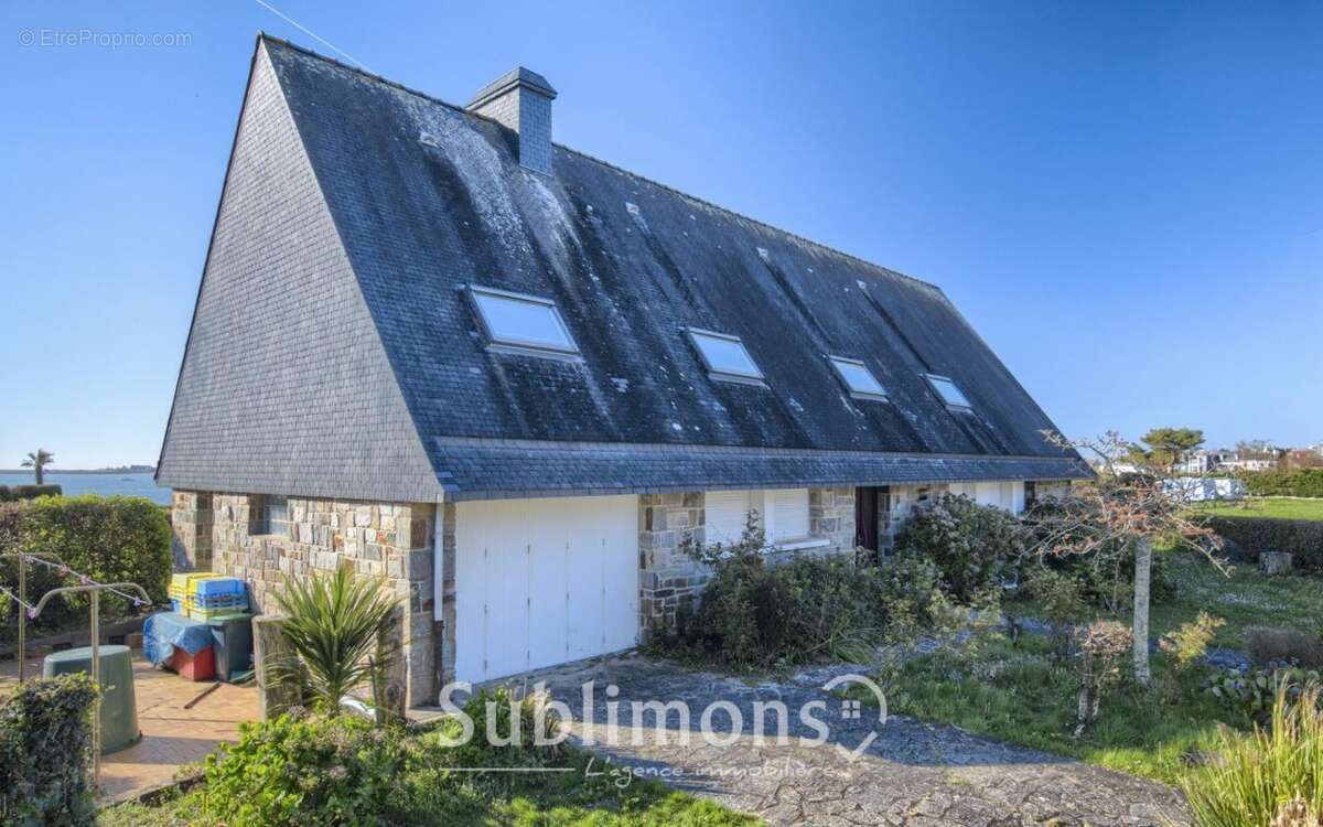 Maison à PORT-LOUIS