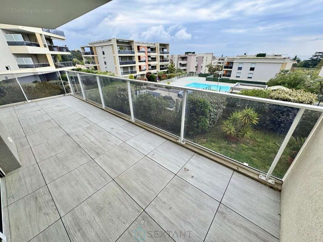 Appartement à VILLENEUVE-LOUBET