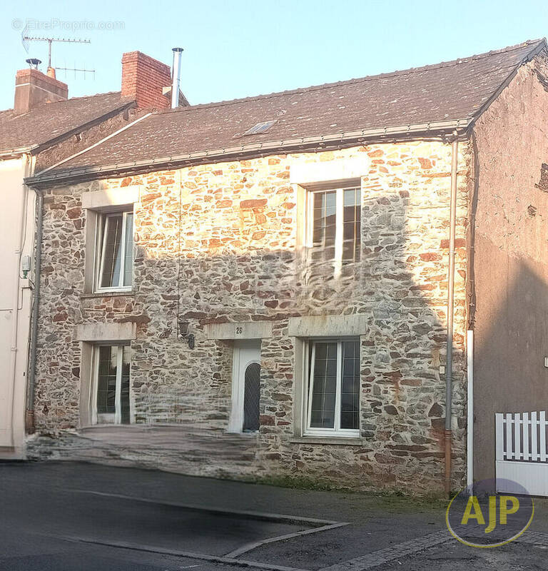 Maison à LE GAVRE