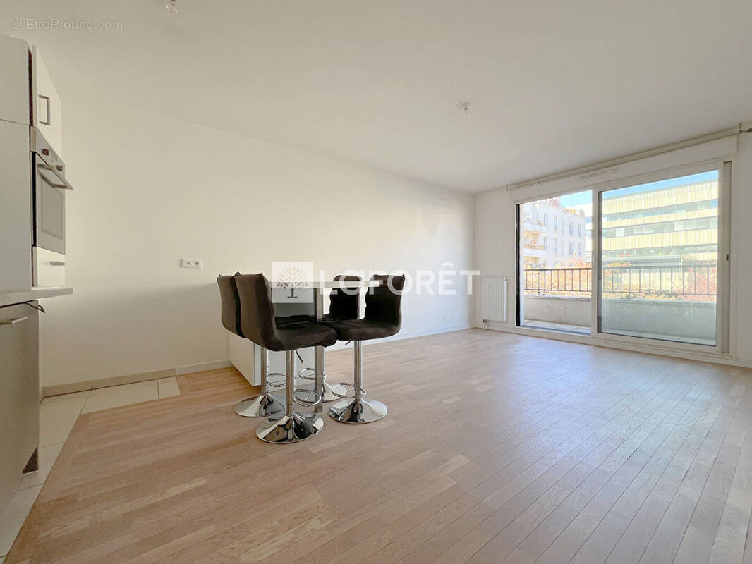 Appartement à MONTROUGE