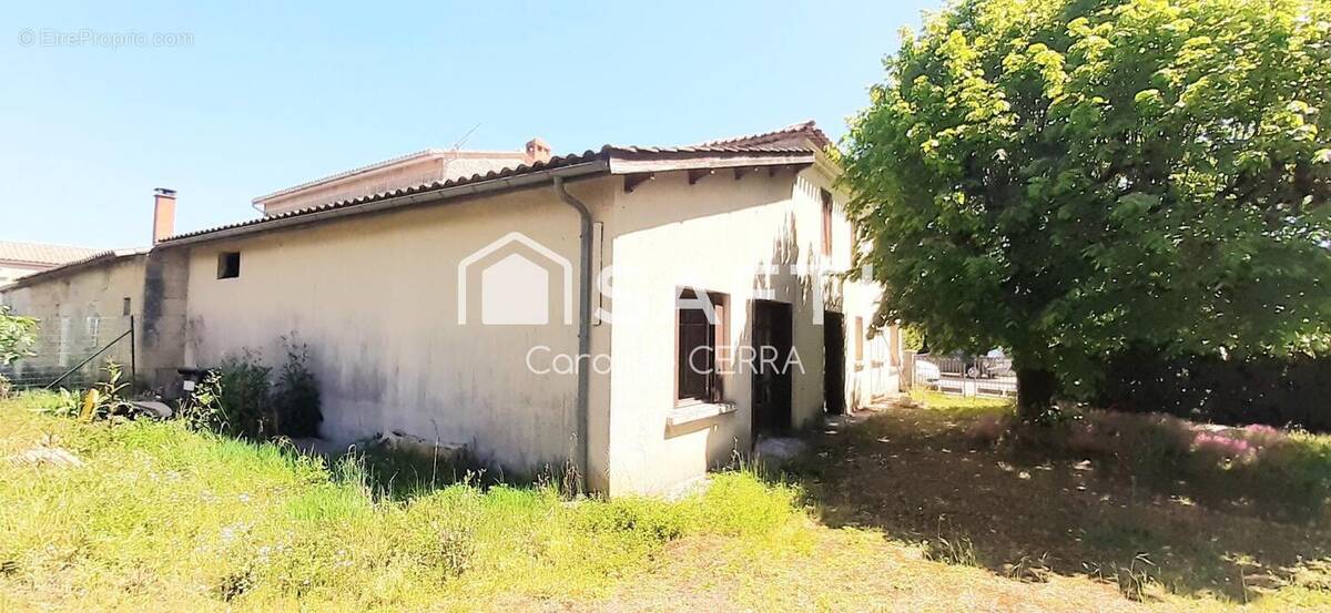 Photo 1 - Maison à VAYRES