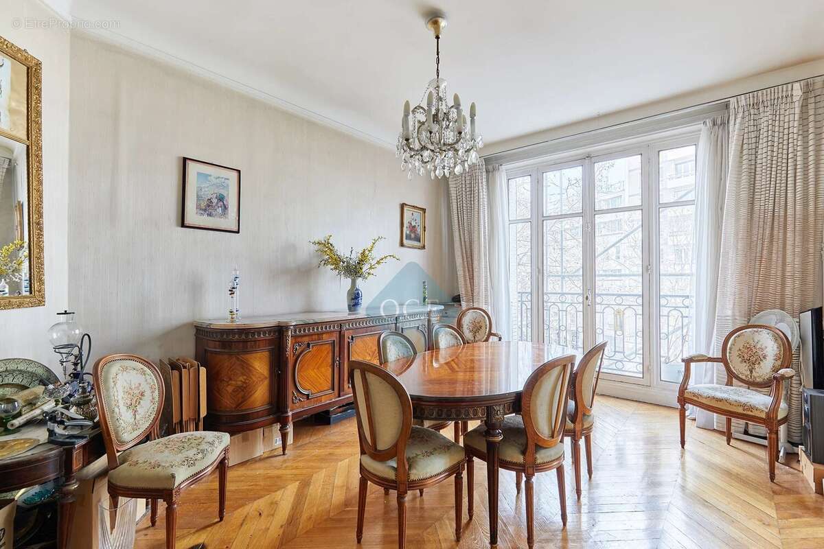 Appartement à PARIS-11E