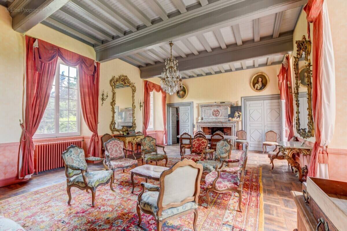 Maison à LANTA