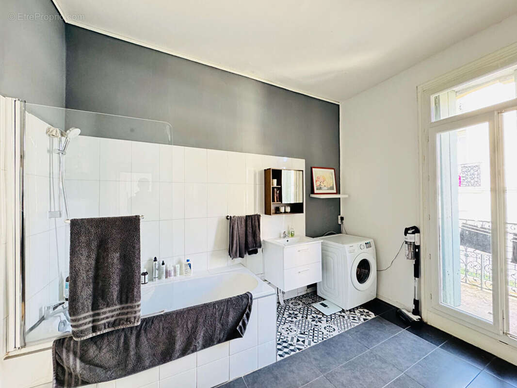 Appartement à BEZIERS