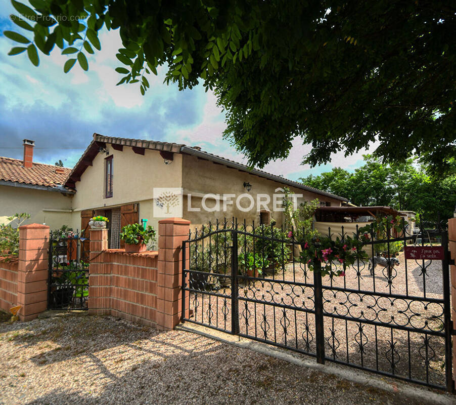 Maison à LISLE-SUR-TARN