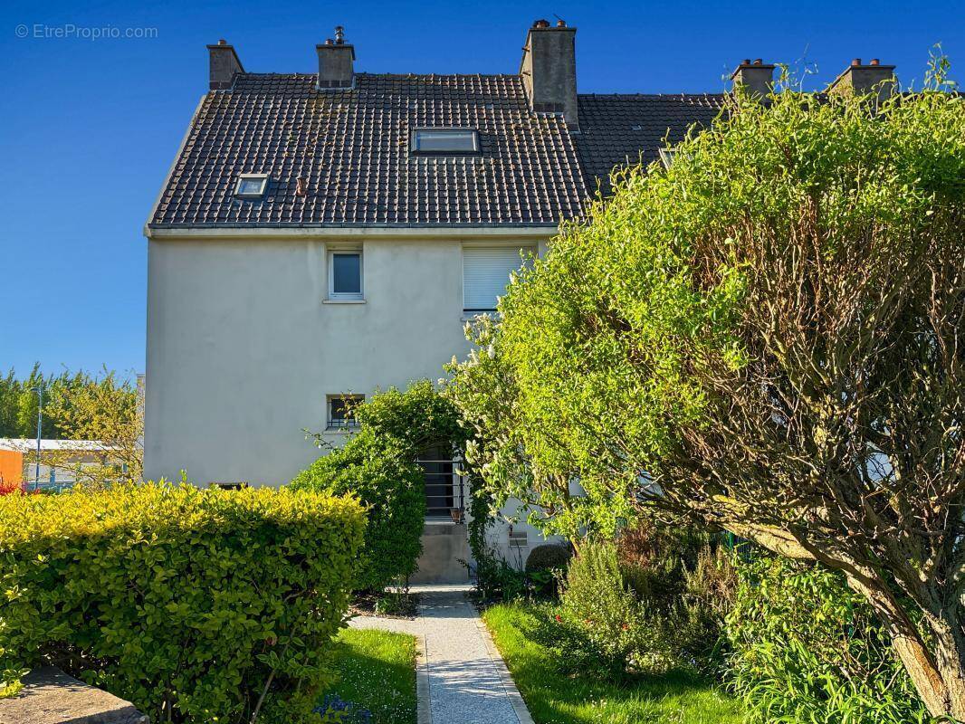 Maison à LE PORTEL
