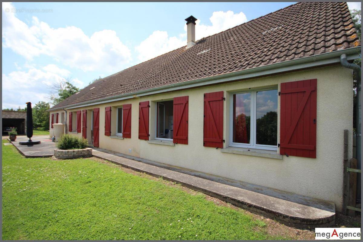 Maison à AUBIGNE-RACAN