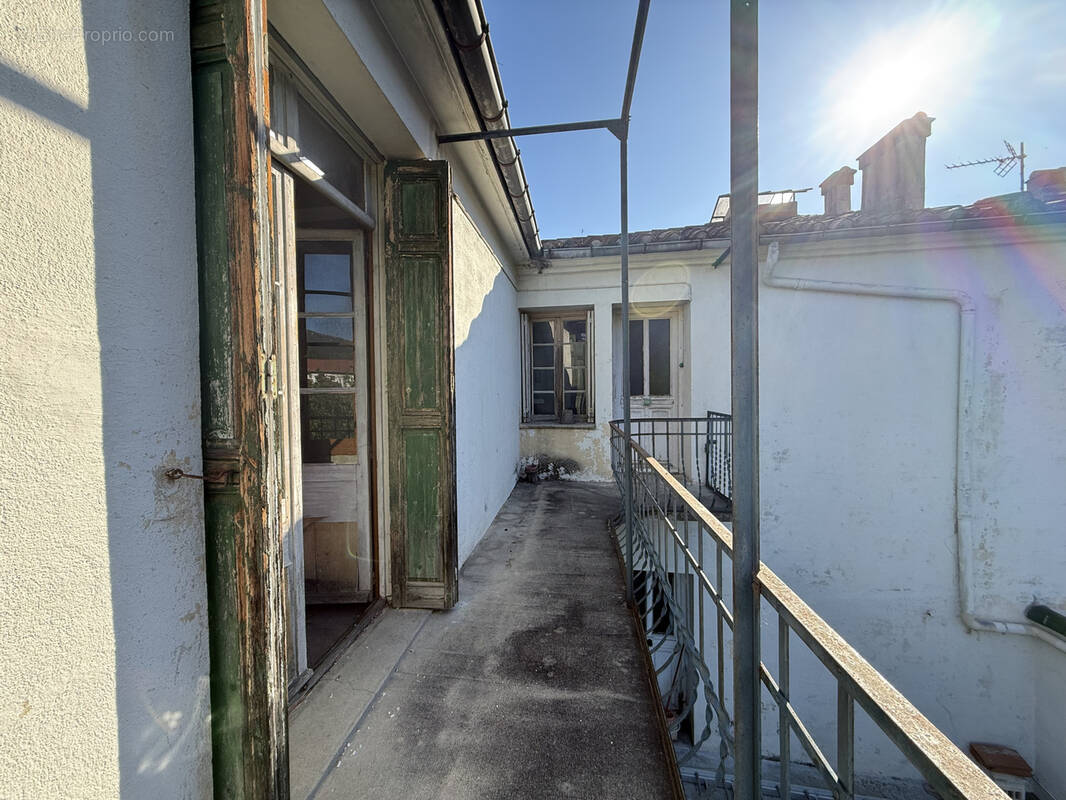Appartement à ARLES-SUR-TECH