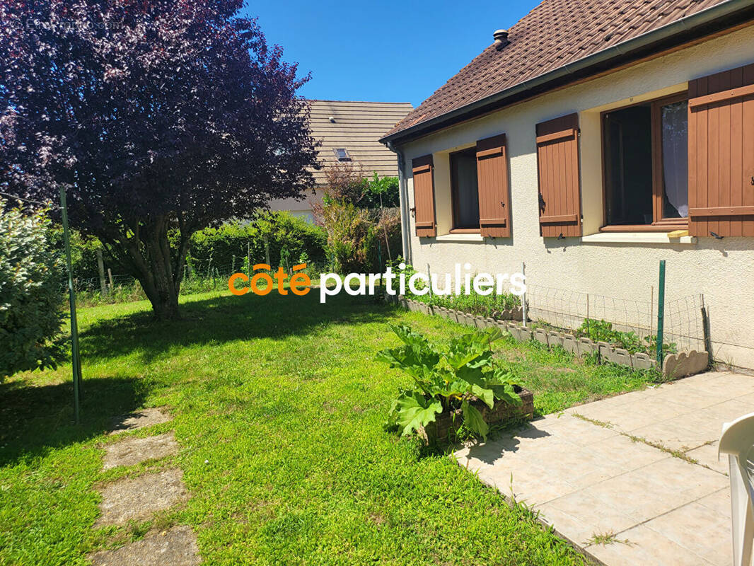 Maison à VILLEMANDEUR
