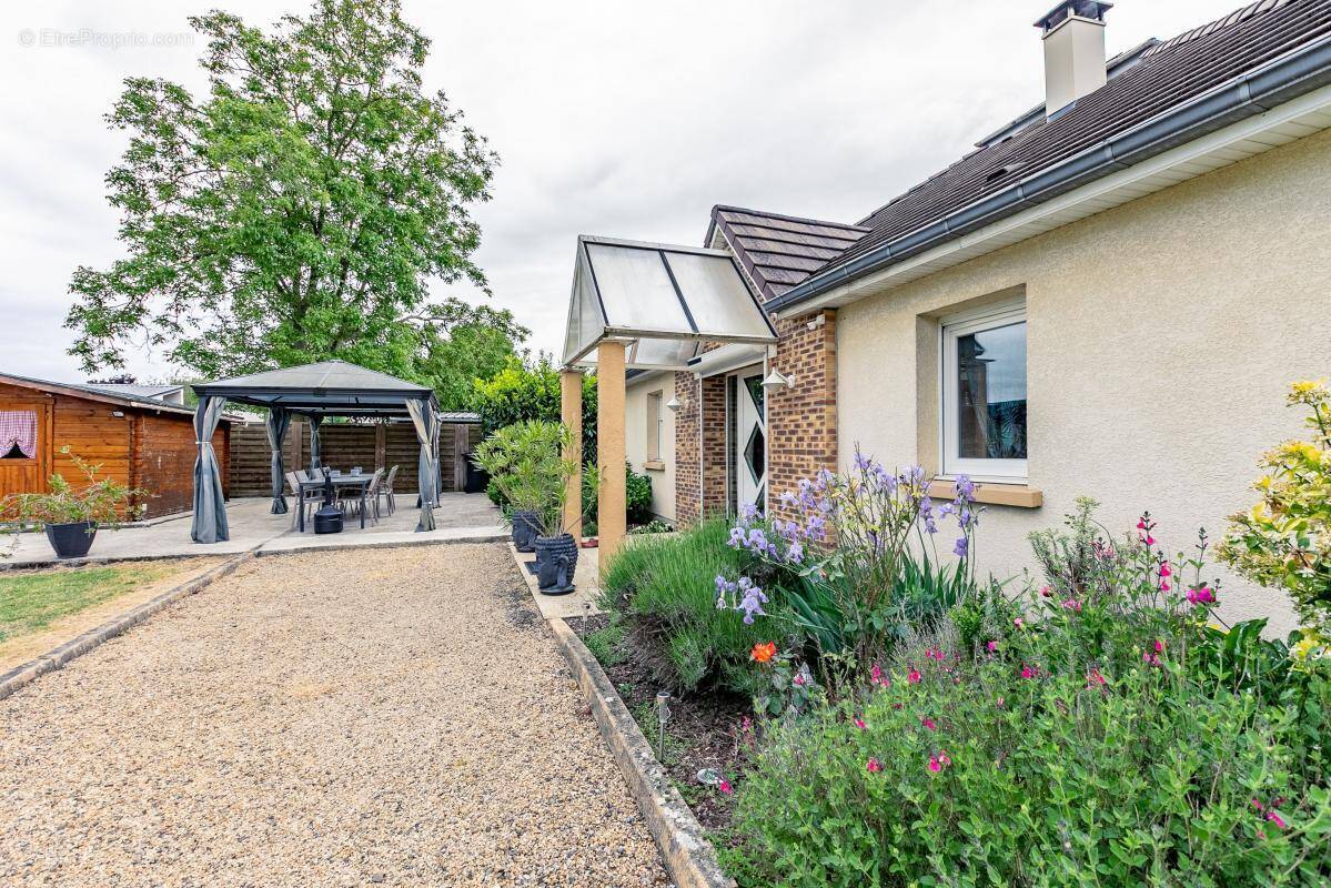 Maison à TERGNIER