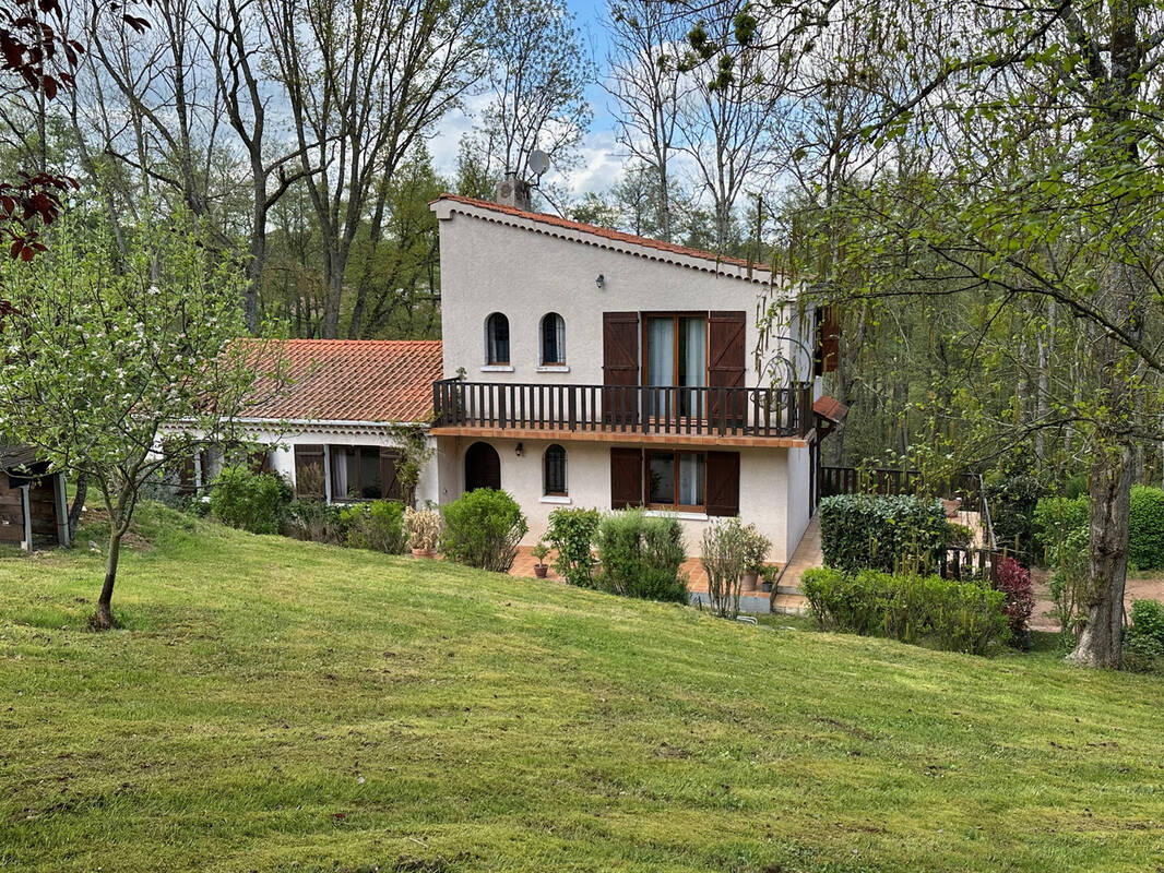 Maison à AMBIERLE