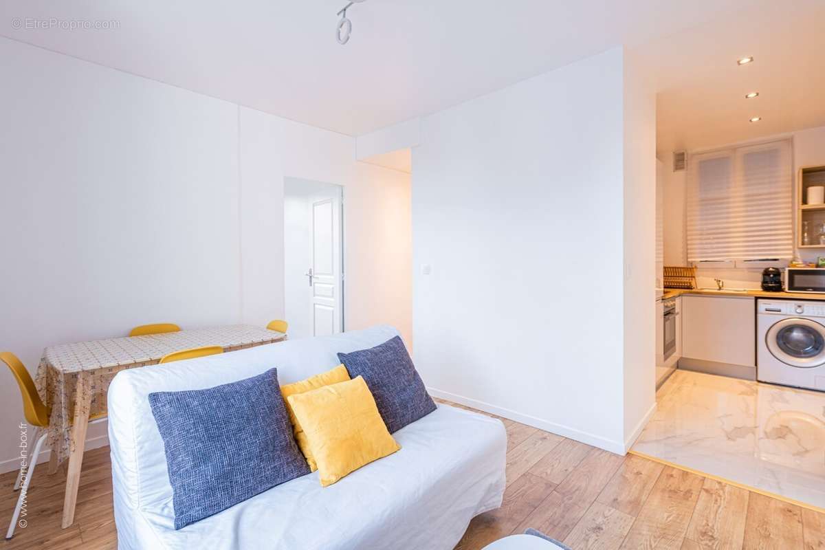 Appartement à SURESNES