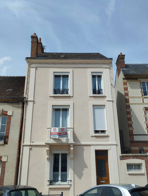Maison à CLOYES-SUR-LE-LOIR
