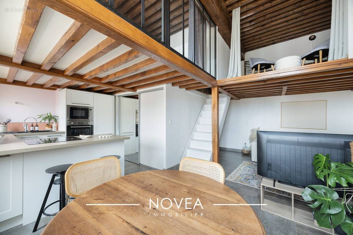 Appartement à LYON-6E