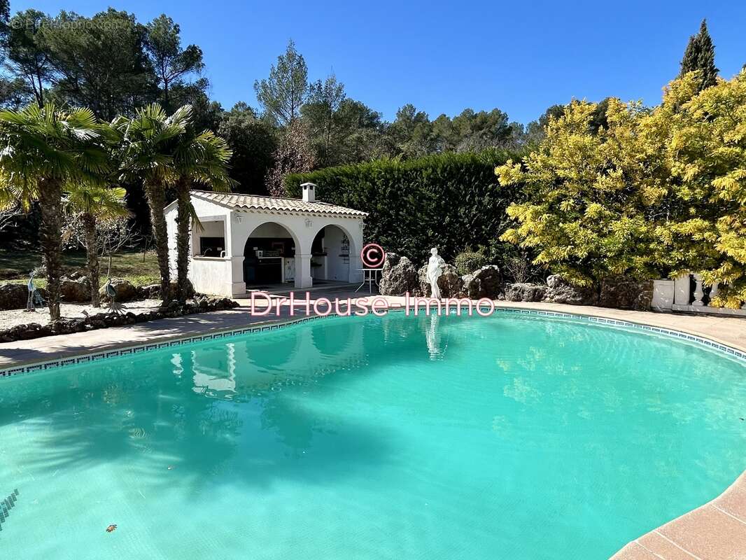 Maison à LORGUES