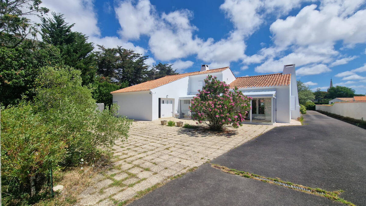 Maison à BOUIN