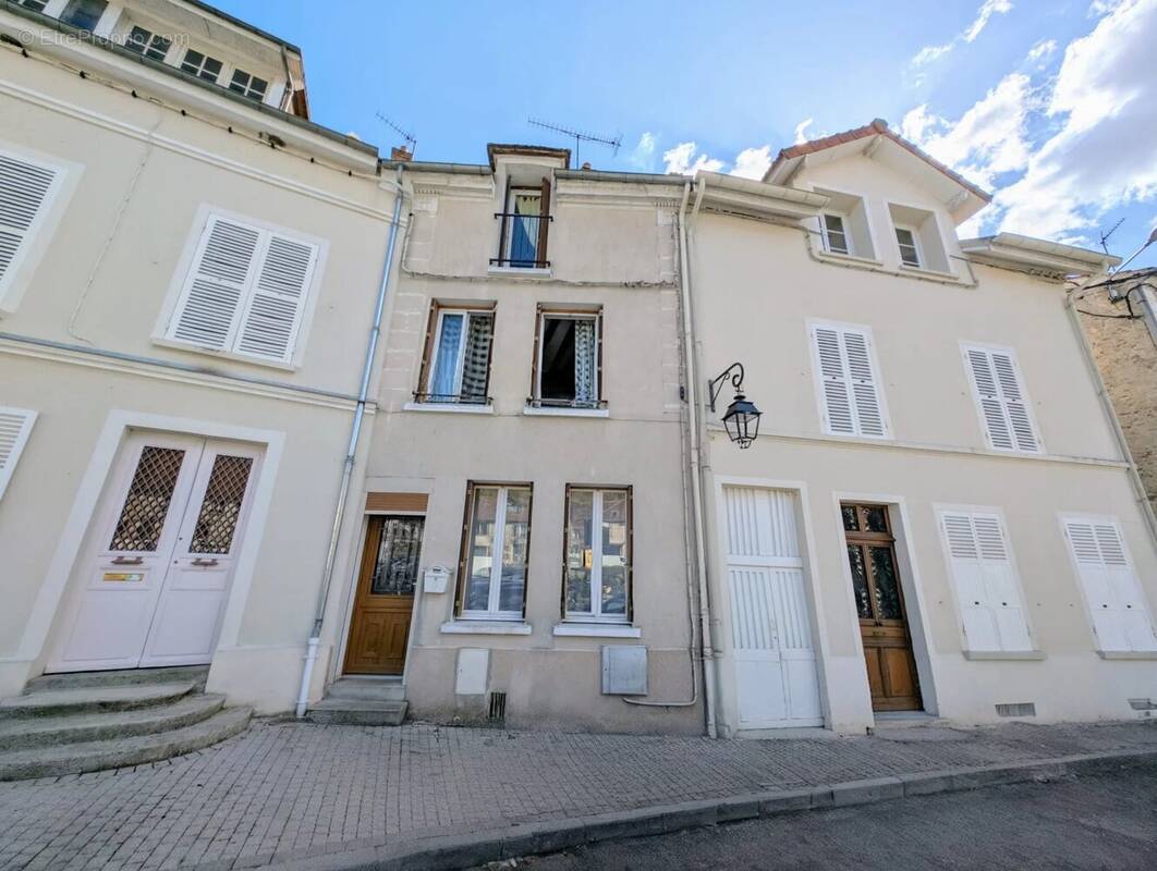 Maison à LA FERTE-SOUS-JOUARRE