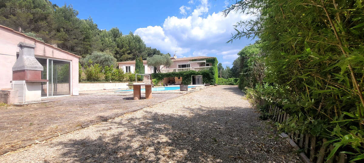 Maison à AURIOL